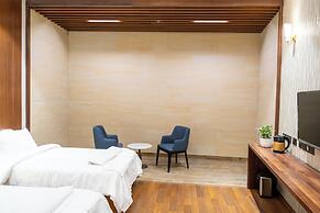 0484 Aero Lounge - Terminal 2, Cochin Airport Hotel