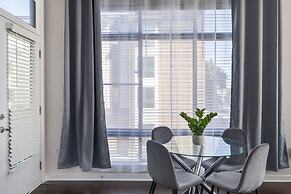 Spacious 2BD With Private Balcony and Free Parking 2