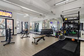 Spacious 2BD With Private Balcony and Free Parking 2