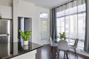 Spacious 2BD With Private Balcony and Free Parking 2