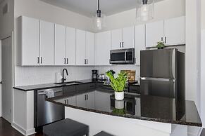 Spacious 2BD With Private Balcony and Free Parking 2