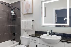 Spacious 2BD With Private Balcony and Free Parking 2