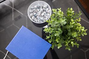 Spacious 2BD With Private Balcony and Free Parking 2