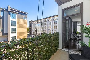 Spacious 2BD With Private Balcony and Free Parking 2