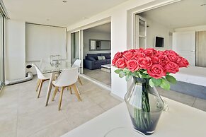 Beautiful Flat With sea View - 4P - Gassin