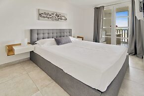 Beautiful Flat With sea View - 4P - Gassin