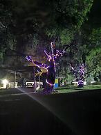 Lake Clifton Tavern