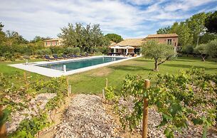 Magnificent Villa Overlooking the bay of Canebiers