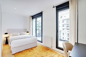 Duplex With Terrace in Levallois