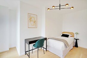 Duplex With Terrace in Levallois