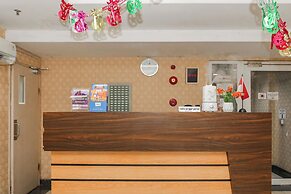 Collection O Bekasi Kota Near Lrt Bekasi Formerly Apartment Mutiara Be