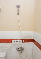 Collection O Bekasi Kota Near Lrt Bekasi Formerly Apartment Mutiara Be