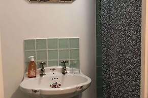 Milk Shed - Couples Seaside Retreat Whitstable