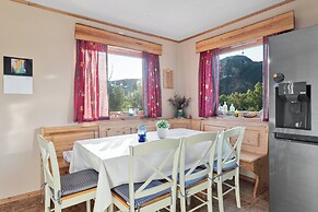 Bestefarhaugen - the Cozy House on the Hill,& Dome