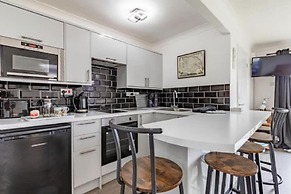 Host Stay Lorna Doone