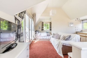 Host Stay The Lodge at Alderfen View