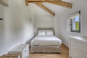 Luxurious Villa Facing the Baie des Canebiers