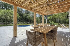 Luxurious Villa Facing the Baie des Canebiers