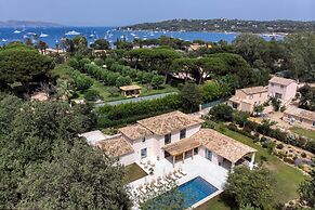 Luxurious Villa Facing the Baie des Canebiers