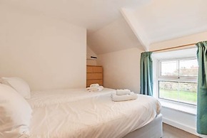 Host Stay 1 Ruscon Cottage