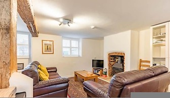 Host Stay 1 Ruscon Cottage