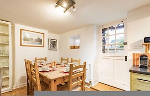 Host Stay 1 Ruscon Cottage