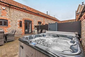 Host Stay Rogues Barn