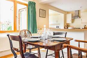 Host Stay Welsford House