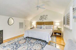 1 Mi to Beach: Townhome w/ Porch in Hilton Head!