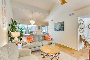 1 Mi to Beach: Townhome w/ Porch in Hilton Head!