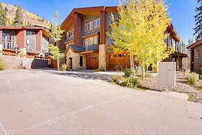 Ski-in/ski-out Durango Townhome w/ Balcony