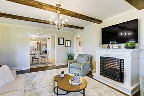 Hot Tub, Games & Sunroom: Family Home in Greer!