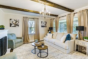 Hot Tub, Games & Sunroom: Family Home in Greer!