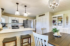 Hot Tub, Games & Sunroom: Family Home in Greer!