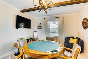 Hot Tub, Games & Sunroom: Family Home in Greer!