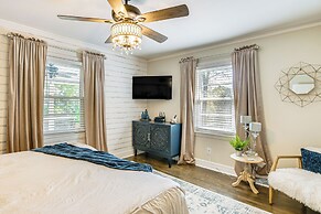 Hot Tub, Games & Sunroom: Family Home in Greer!