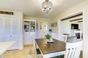 Hot Tub, Games & Sunroom: Family Home in Greer!