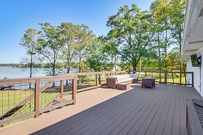 Lake Keowee Home w/ Boat Dock in Seneca