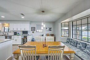 Waterfront Family Home on Cedar Creek Reservoir