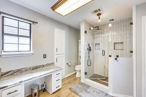 Waterfront Family Home on Cedar Creek Reservoir