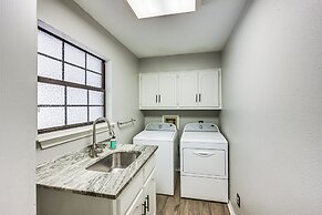 Waterfront Family Home on Cedar Creek Reservoir