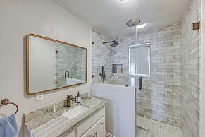 Waterfront Family Home on Cedar Creek Reservoir