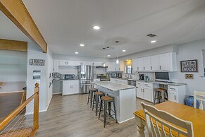 Waterfront Family Home on Cedar Creek Reservoir