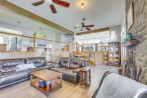 Waterfront Family Home on Cedar Creek Reservoir