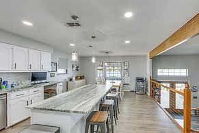 Waterfront Family Home on Cedar Creek Reservoir