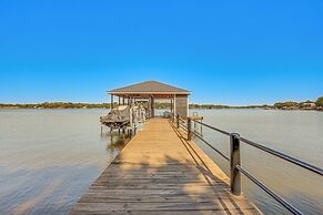 Waterfront Family Home on Cedar Creek Reservoir