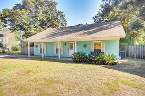 3 Blocks to Beach: Gulfport Family Home