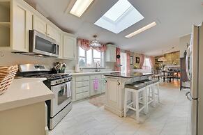 The Country House' - Kalkaska Retreat w/ Fire Pit