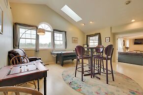 The Country House' - Kalkaska Retreat w/ Fire Pit