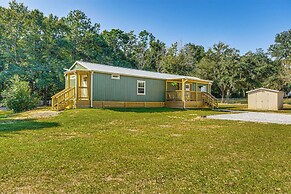 1 Mi to Boat Launch: Fire Pit at Lillian Cottage!